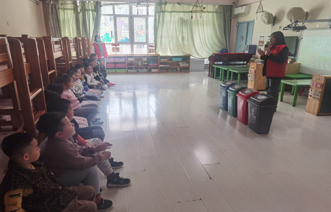 高坎街道河西社区：爱护环境从娃娃抓起，垃圾分类宣传教育走进幼儿园