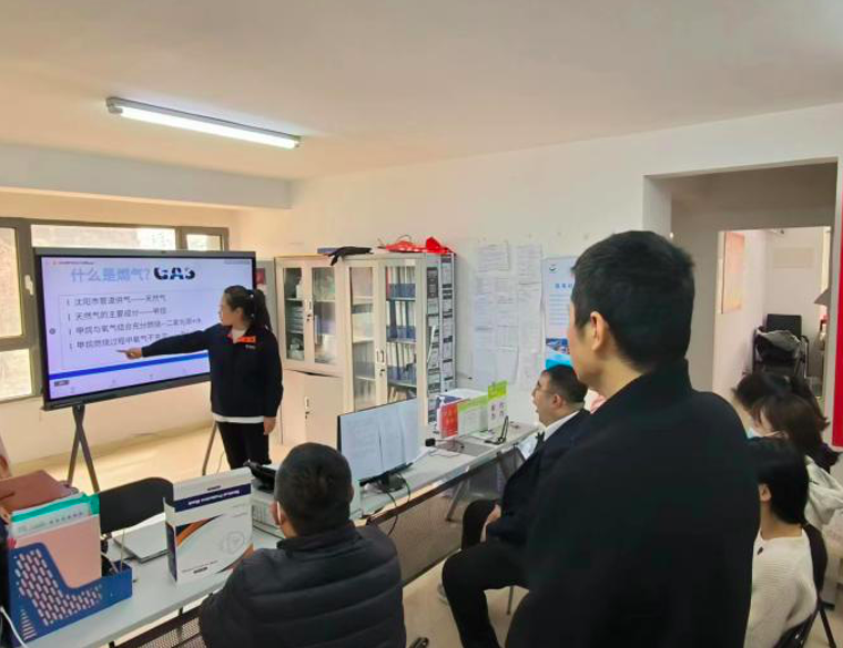 白塔街道双羊社区：消除燃气事故隐患 筑牢燃气安全底线