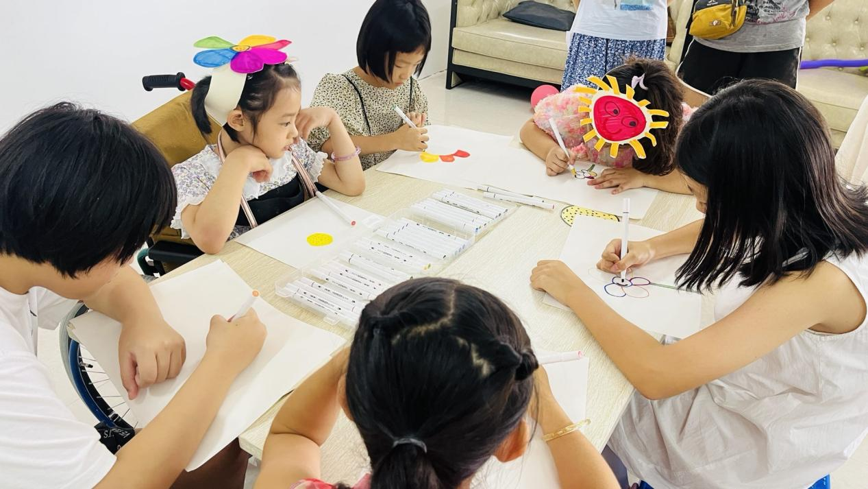 白塔街道星河湾社区开展“爱乐读、会阅读、享悦读”全民阅读活动