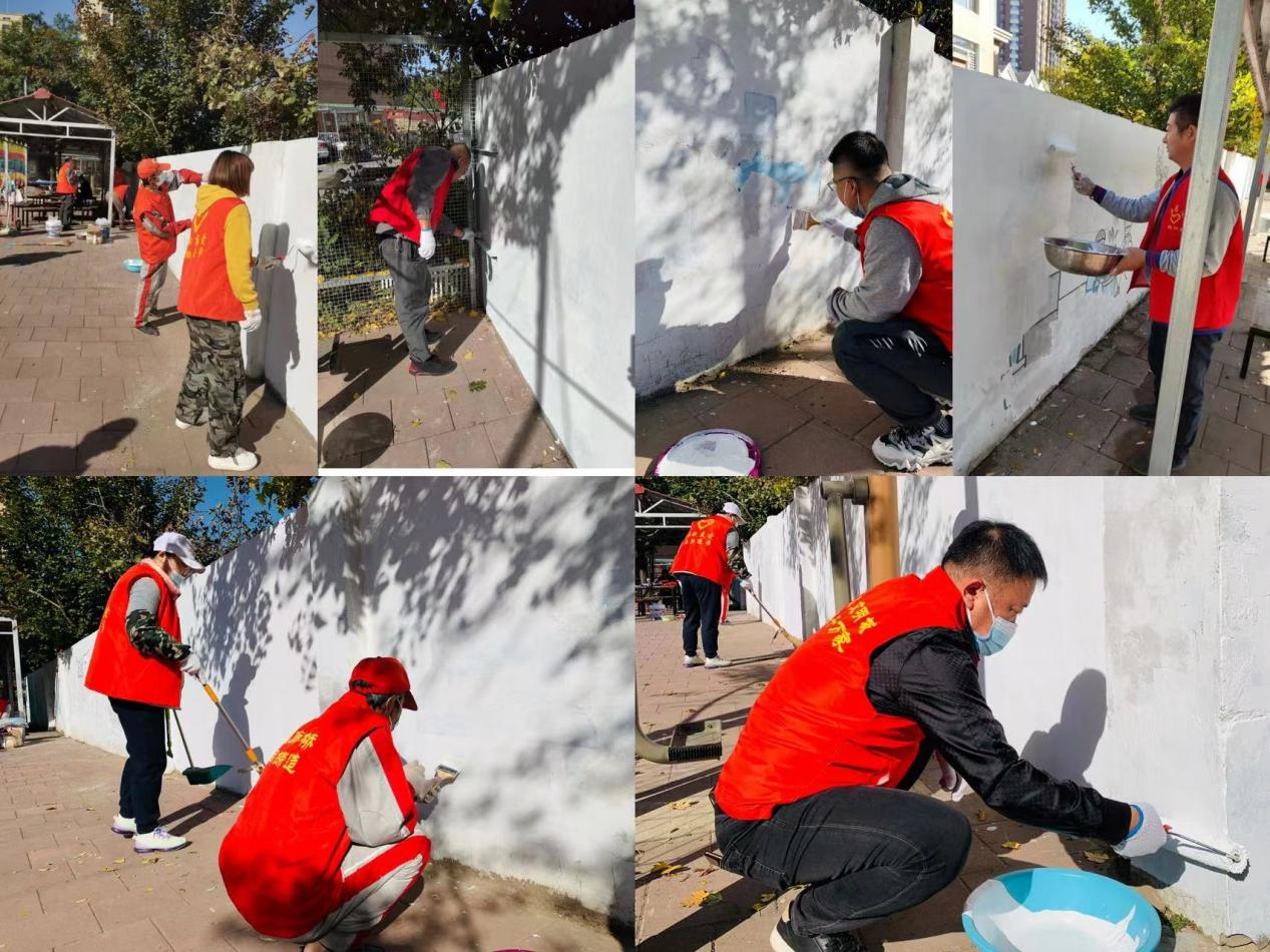 白塔街道廊桥社区:清除小广告 社区换新颜