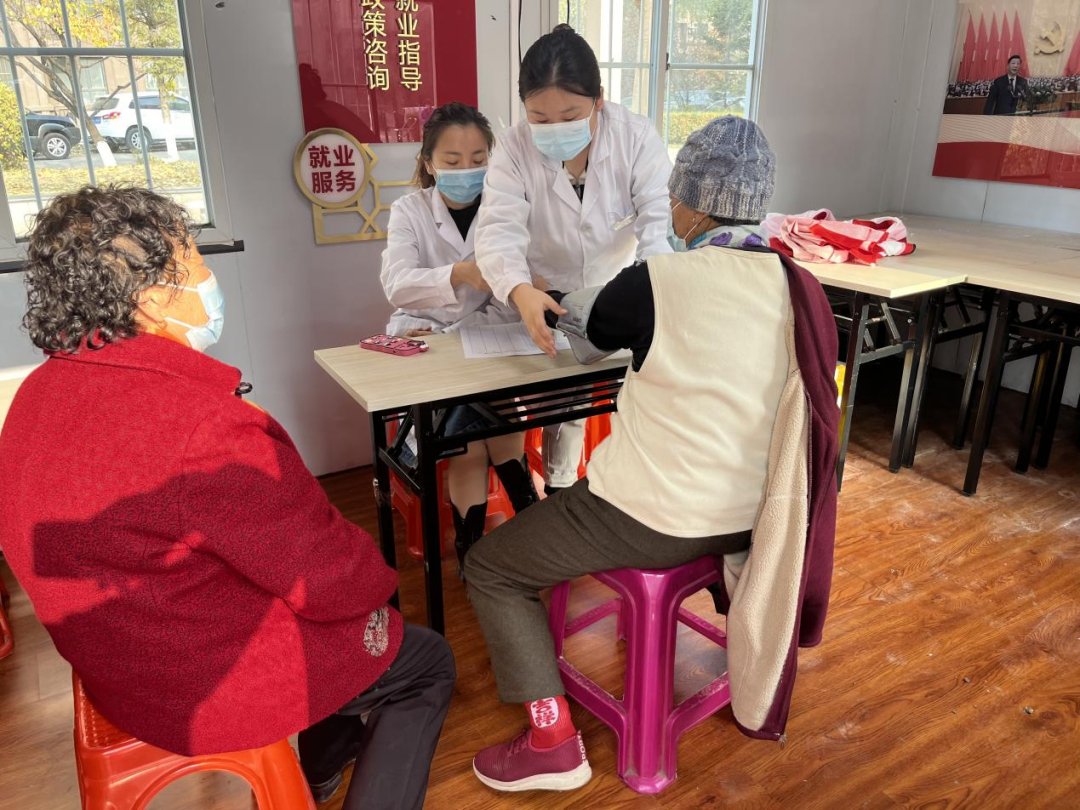 桃仙街道桃源社区开展“便民惠民”志愿服务活动