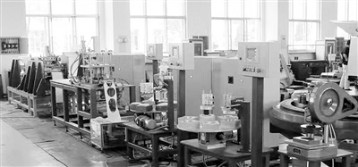 沈阳新松完成智能制“罩”攻关