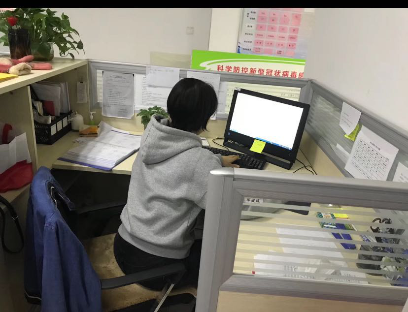 “小指挥官”战“疫”不含糊——浑南区东湖街道恒大江湾社区书记岳霞抗“疫...