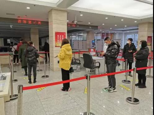 区政务服务中心:“智能”服务惠百姓