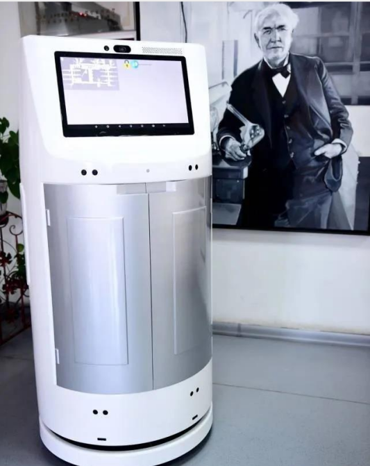 通用机器人:智能隔离消杀陪护机器人——“大白”的十八般武艺