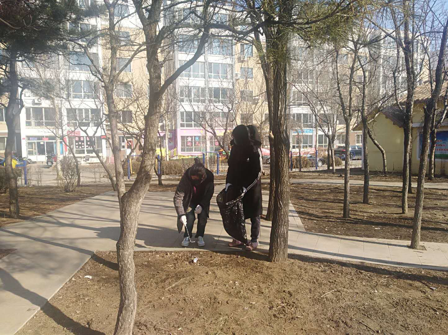 抗击疫情 清洁沈阳 志愿者在行动