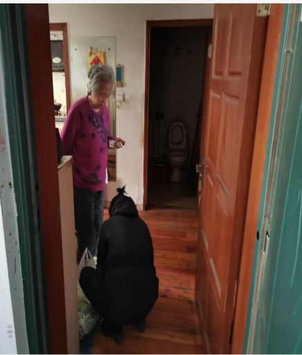 浑南区浑河站东街道世纪新城社区“疫”无情 “爱”前行