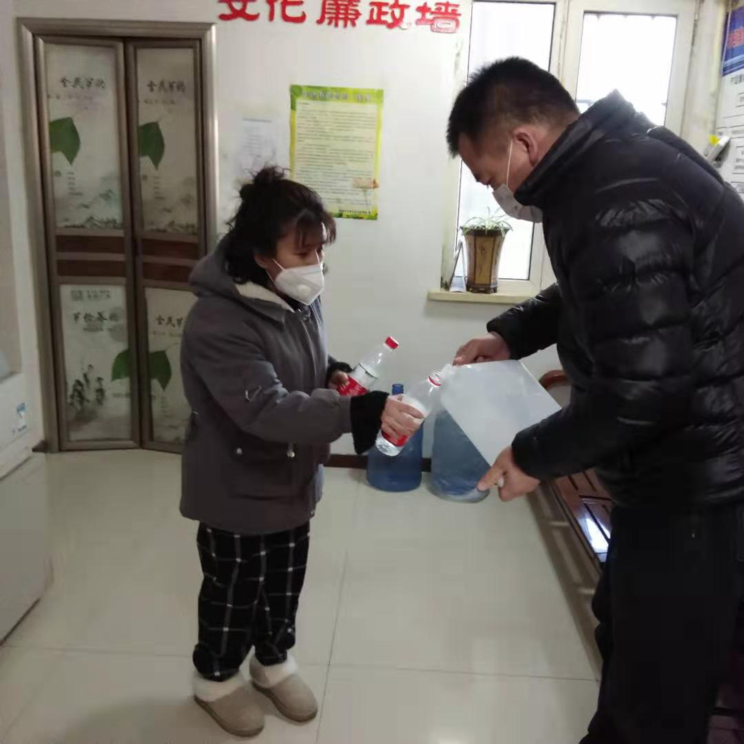 先修己身干字当头 守责担当勇往直前——白塔街道丽景社区吴鹏战“疫”事迹