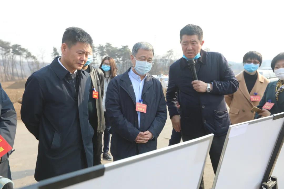 区人大常委会主任金光熙视察全区森林防火与生态恢复工作