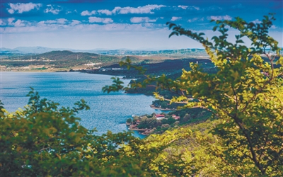 棋盘山风景区: 一朝棋盘亘古新 满城风景入画来