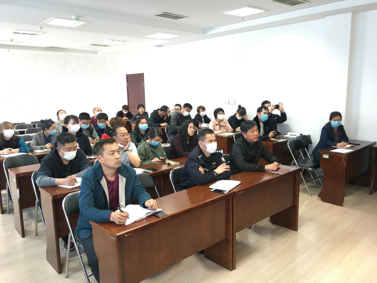 五三街道召开创城工作专题培训会