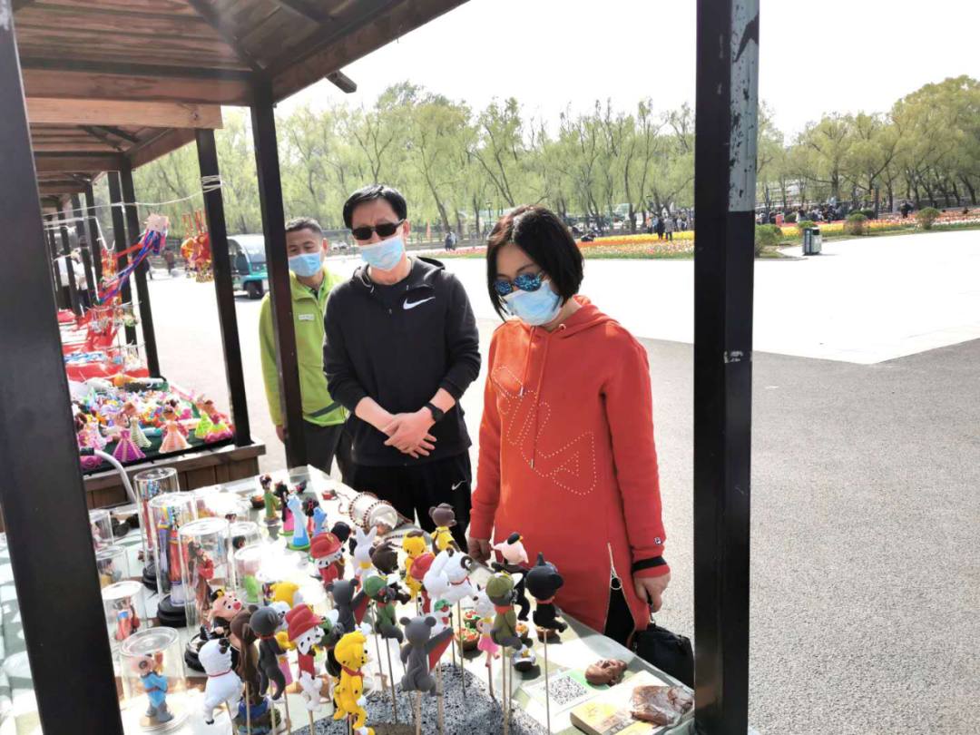 区委常委、宣传部部长刘凤楠检查节日期间景区安全和疫情防控工作开展情况