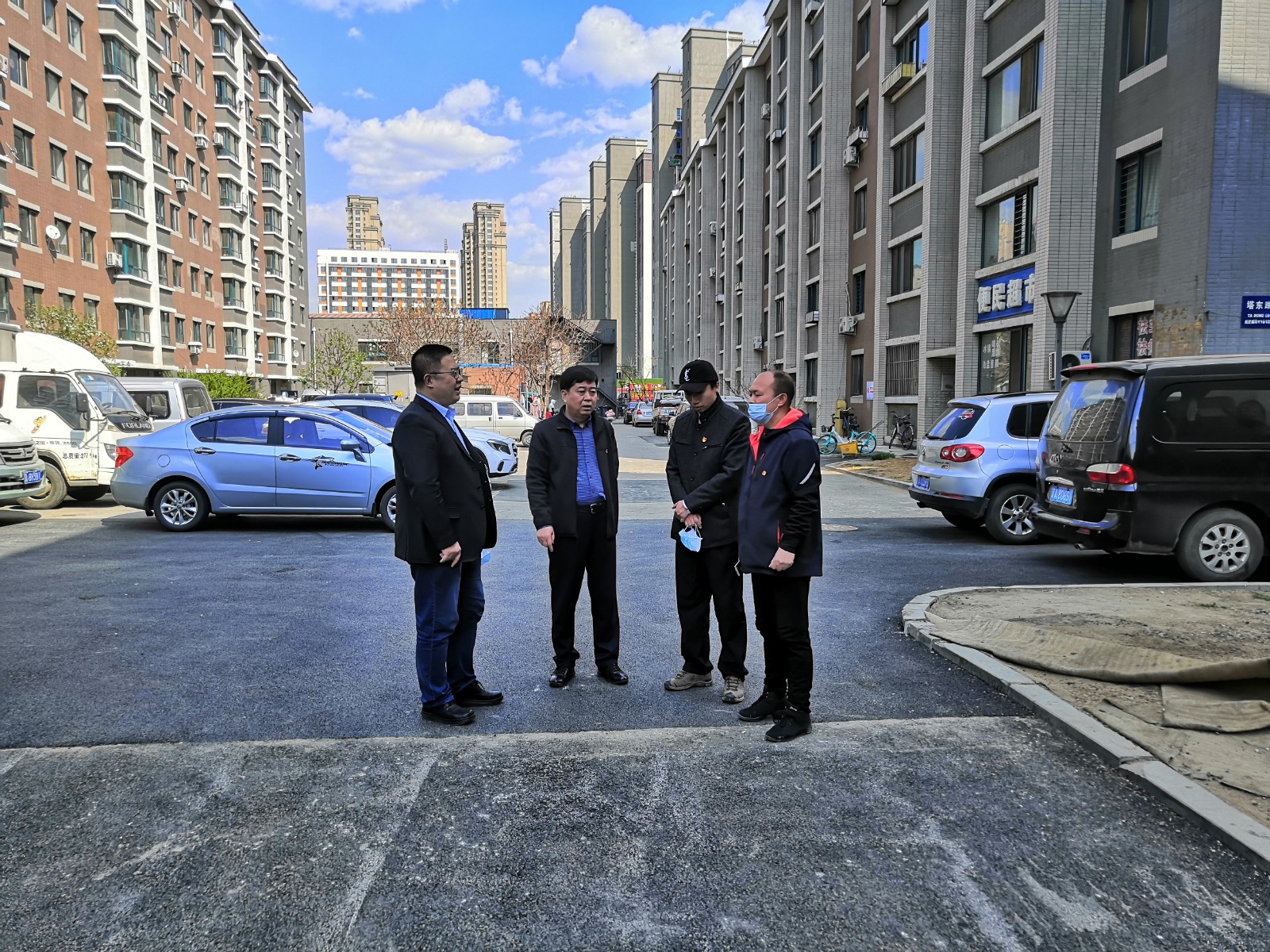 浑南创城丨区委常委、统战部部长李广杰到白塔街道督导创城工作