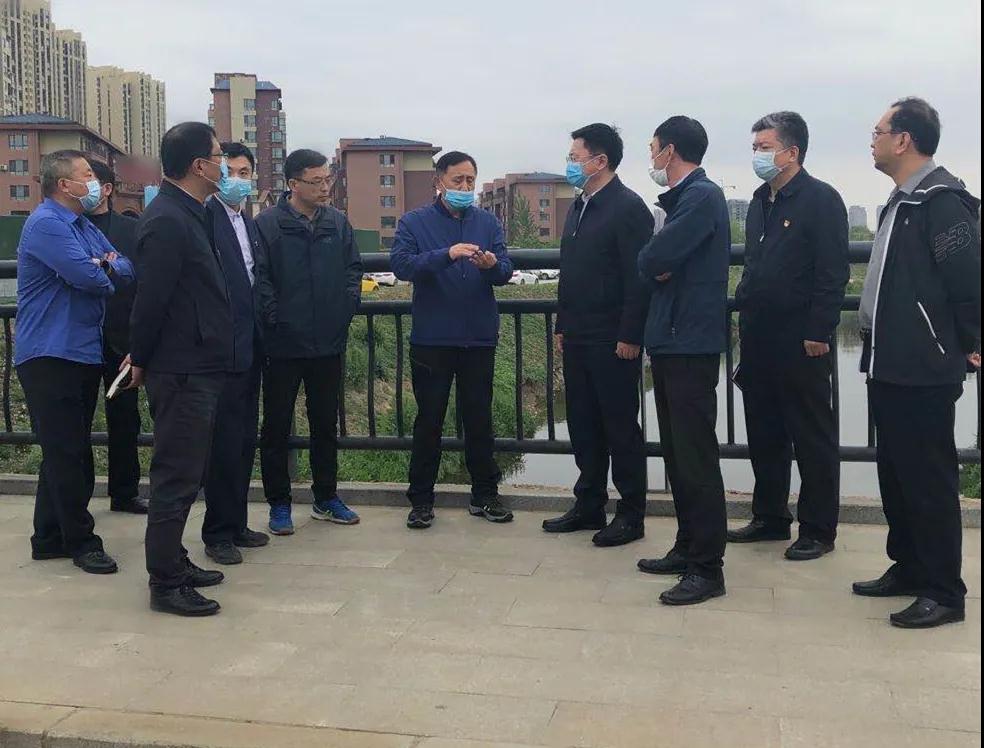 浑南区委书记单义巡河并检查河流污染防治攻坚战重点任务推进情况