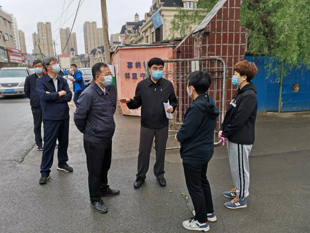 区委常委、区纪委书记、监委主任于凯到五三街道检查创城工作