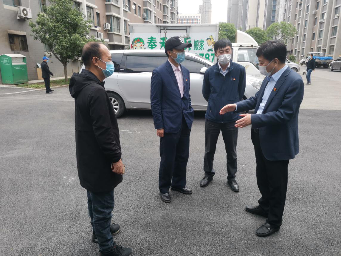 区委常委、统战部部长李广杰到白塔街道检查创城工作