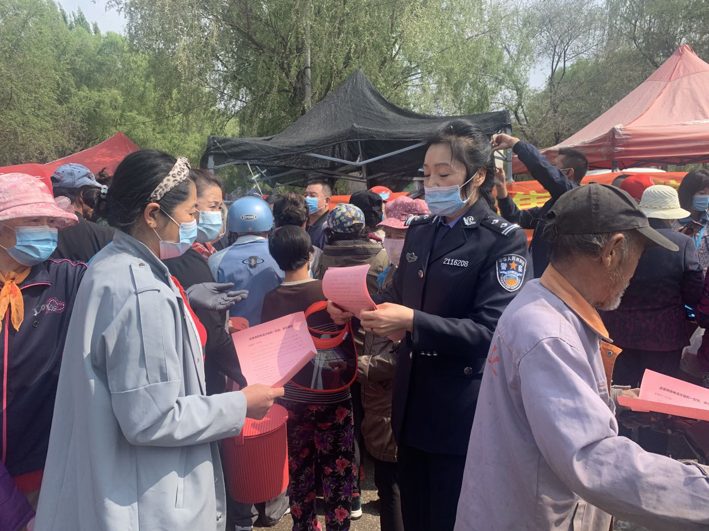 高坎司法所开展防范电信诈骗普法宣传活动