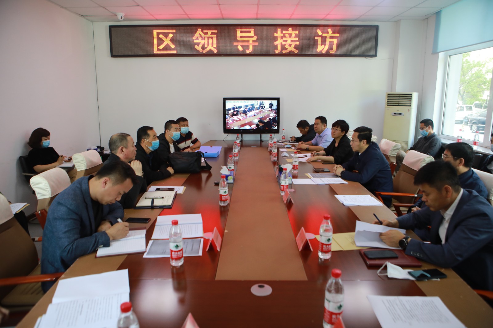 浑南区政府区长闫占峰到区信访局现场接访