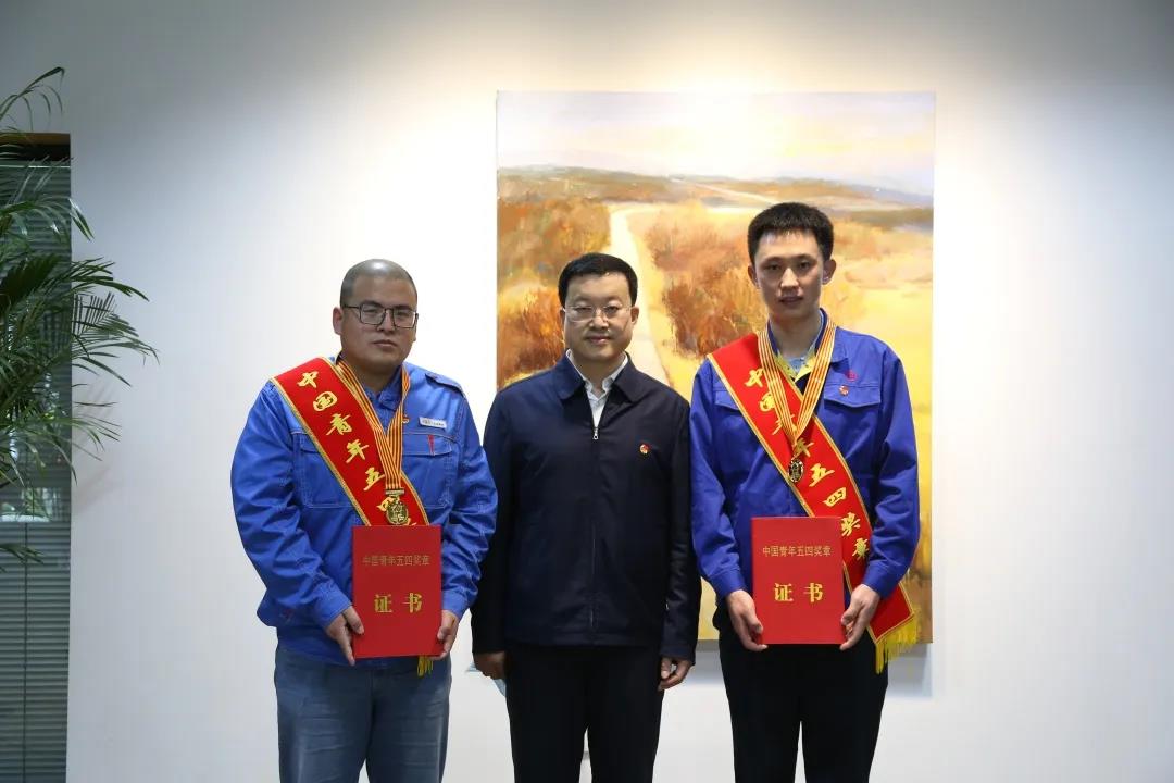 共青团辽宁省委在沈阳开展“送奖进基层”活动