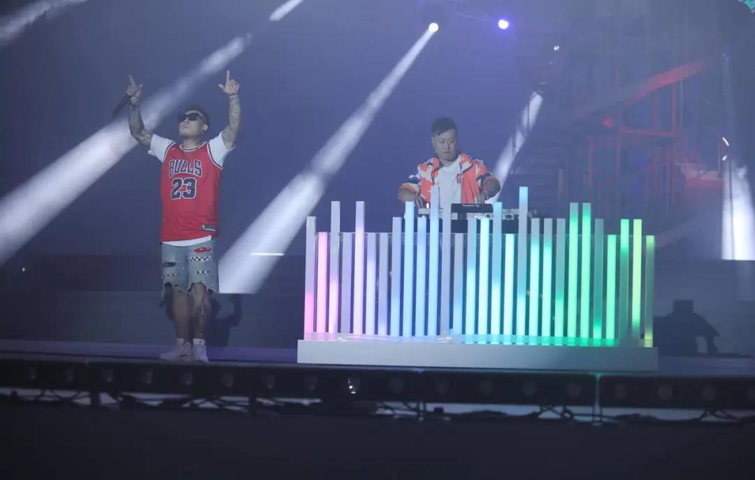 试运行首日平稳有序 中央公园夜市暨“浑南之夏”文化艺术嘉年华备受关注