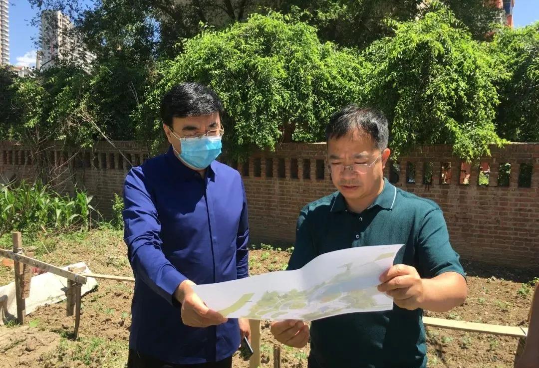 浑南创城丨区委常委、区纪委书记、监委主任于凯到五三街道检查指导创城重点...