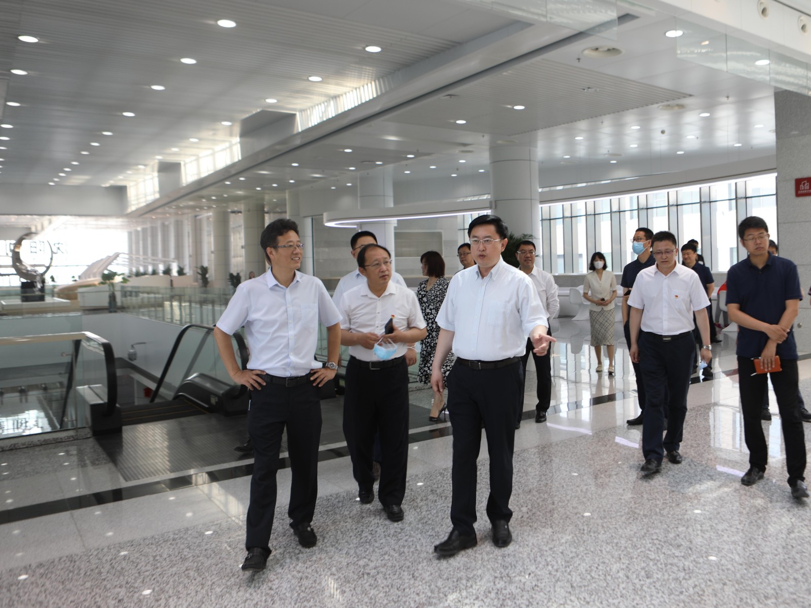 浑南区委书记单义调研浑南会客厅及政府投资重点项目进展情况