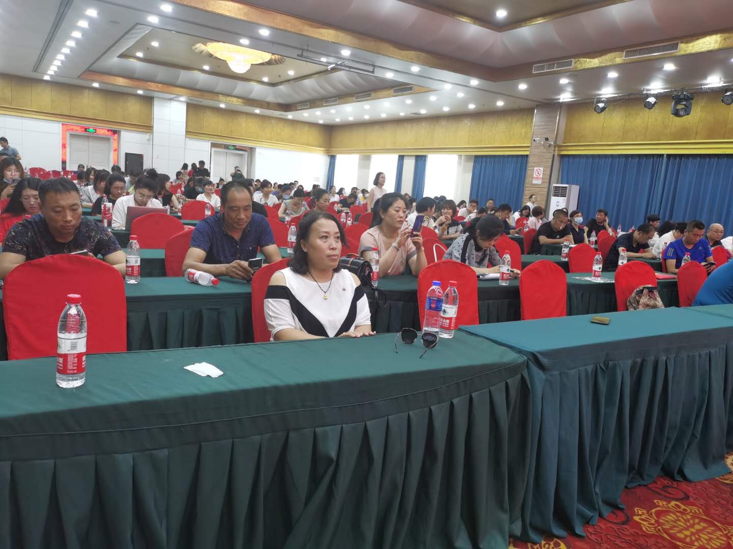 【一线实践】沈阳市浑南区白塔街道：儿童福利督导员参加儿童福利业务培训会