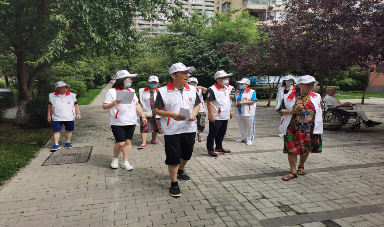 创建文明城市 志愿者在行动——万科新里程社区开展志愿服务活动