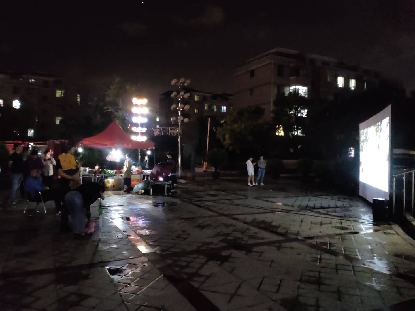 浑南区开展“免费电影进社区”活动