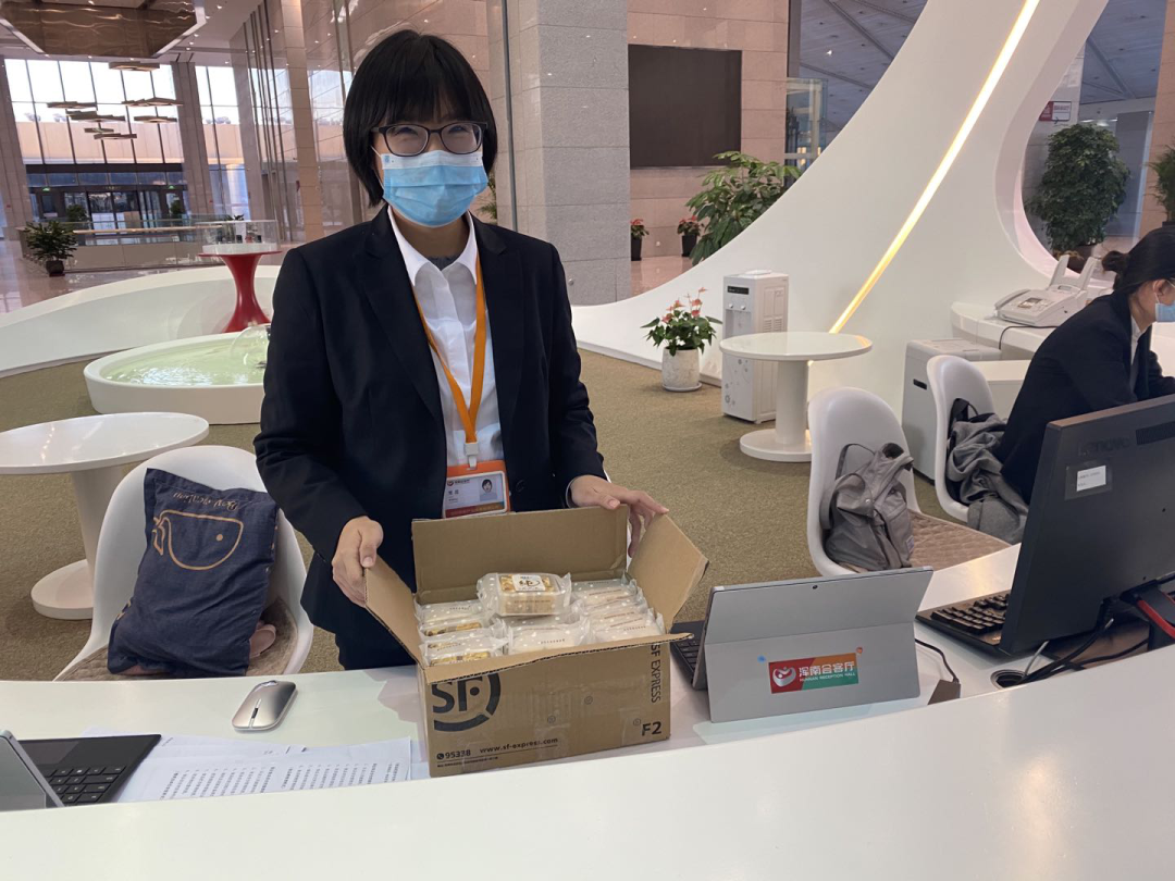 爱心点心回馈浑南会客厅贴心服务