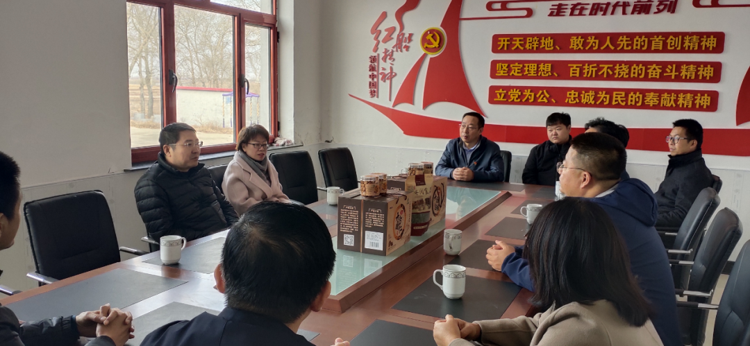 区委副书记黄宝昱到康平县张强镇西两家子村开展扶贫慰问活动