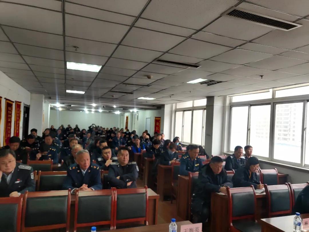 区市场局召开营商环境建设大会