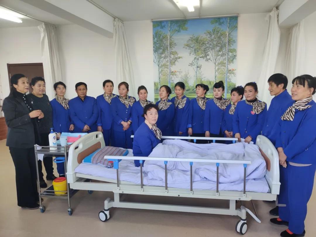 浑南区中心敬老院开展护理员职业技能培训