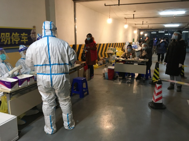 区审计局：战“疫”集结 逆行出发 全力支援核酸检测工作