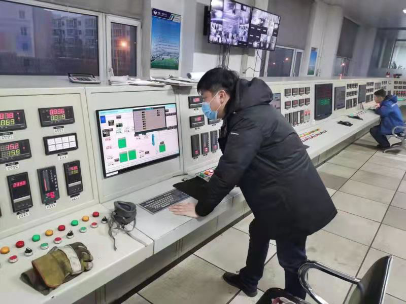 区生态环境分局开展防治大气污染攻坚行动