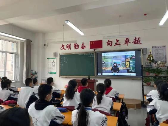 沈阳市公安局浑南分局开展禁毒宣传进校园线上直播活动