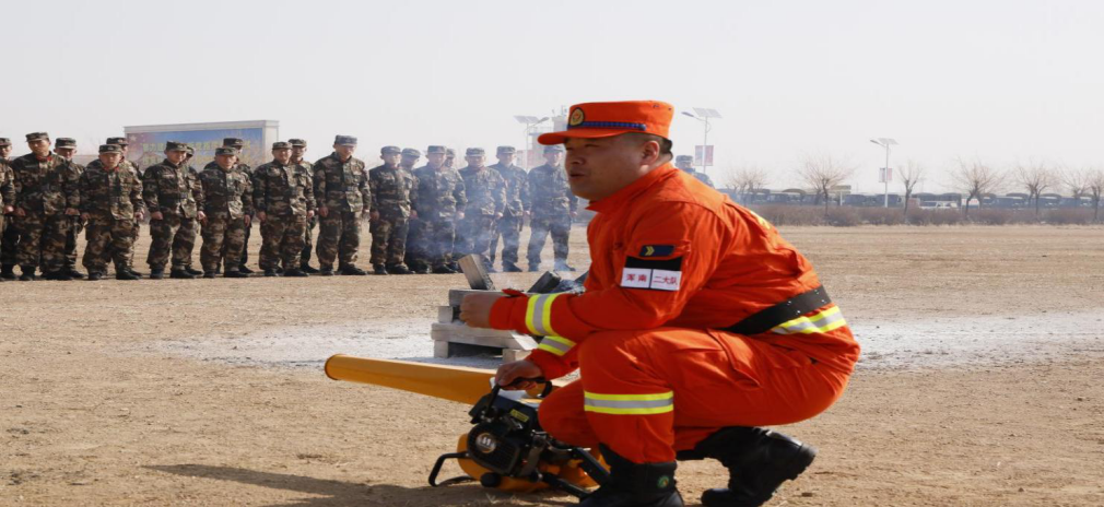 我区开展森林消防知识宣讲进军营活动