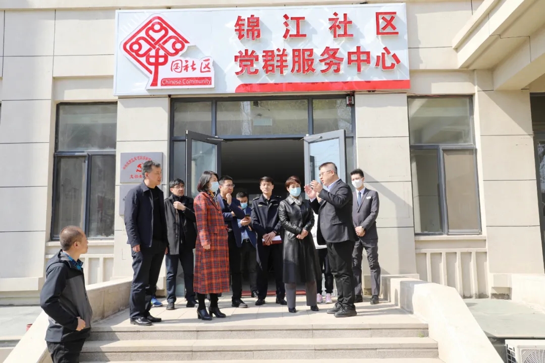 区委常委、宣传部部长刘凤楠检查我区文明城市创建工作