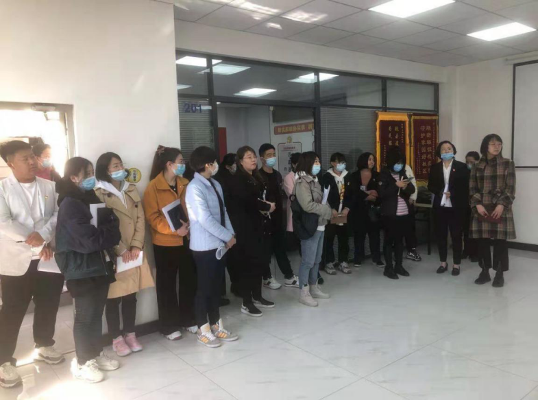 浑河站东街道:社区书记沙龙话党建 提升服务共建美好家园