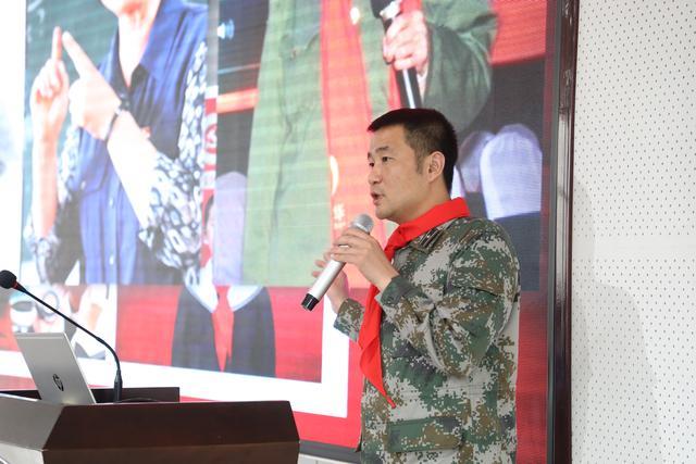 “传承红色基因，争做时代新人”红色大蓬车开进沈阳市浑南区实验小学