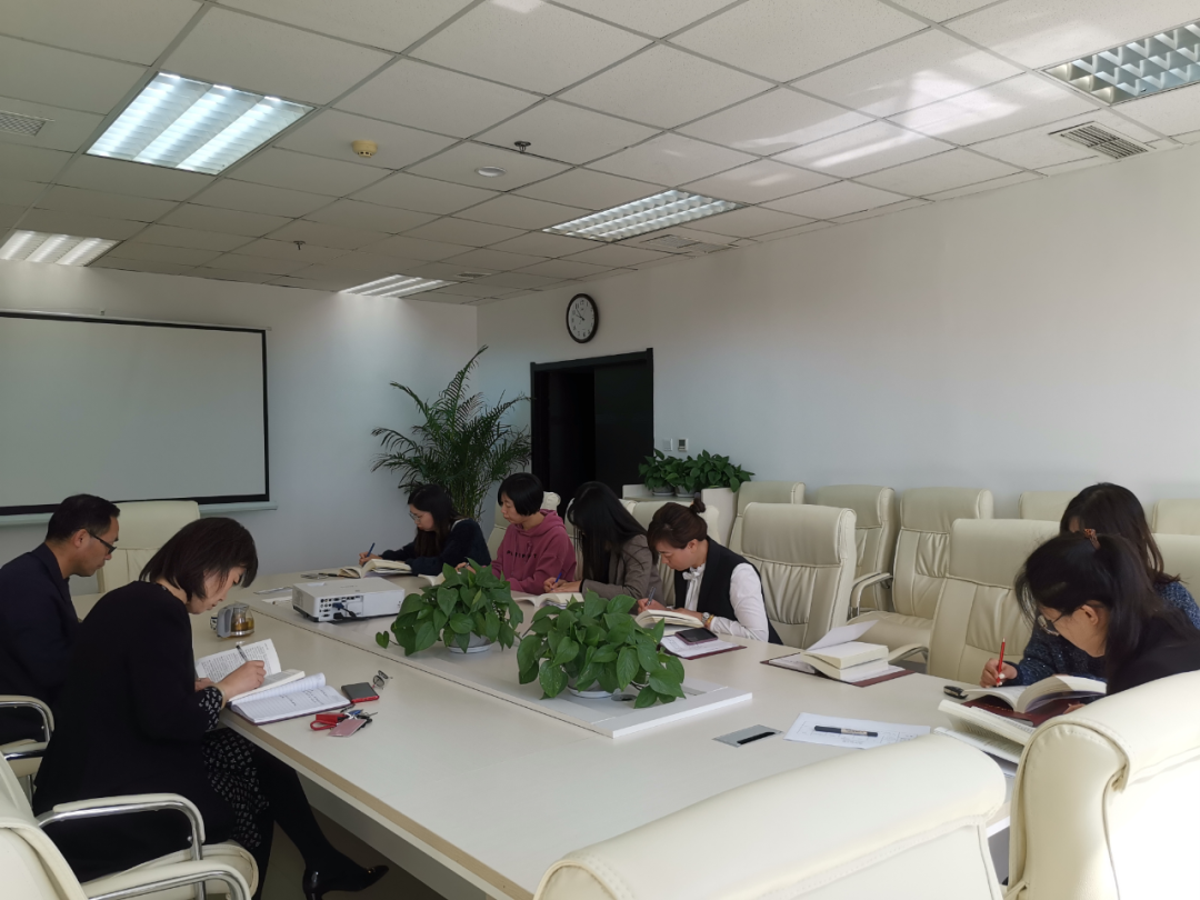 区直机关工委党史学习教育读书班开班