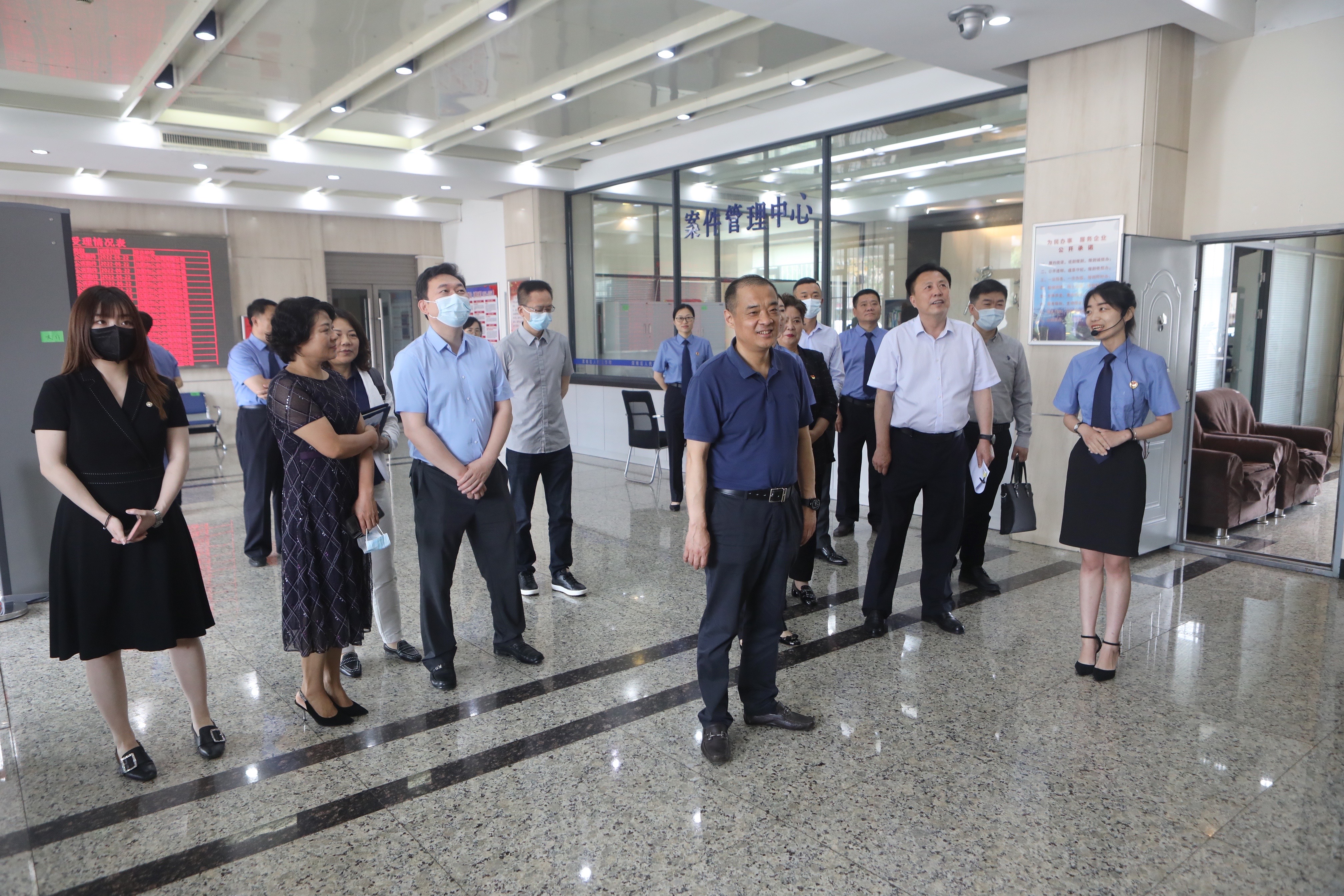 区人大常委会主任周武到区检察院调研