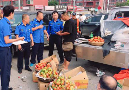 浑南区城管执法分局开展市容环境专项整治行动