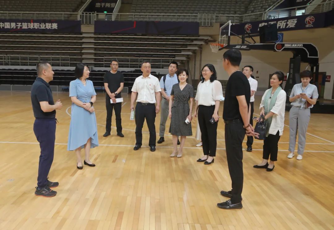 区政协视察我区文体产业有关工作