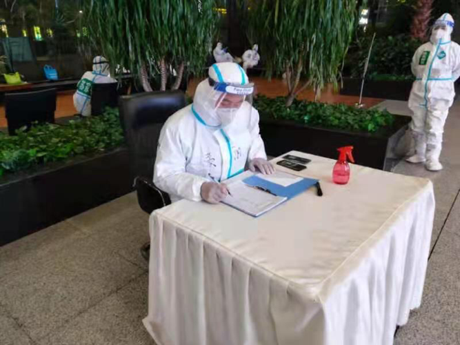 【教育整顿·岗位之星】在抗疫岗位上 践行共产党员的忠诚