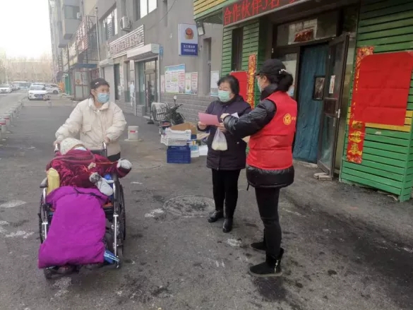 【深入践行“两邻”理念】万科新里程社区开展邻里互助垃圾分类主题宣传活动