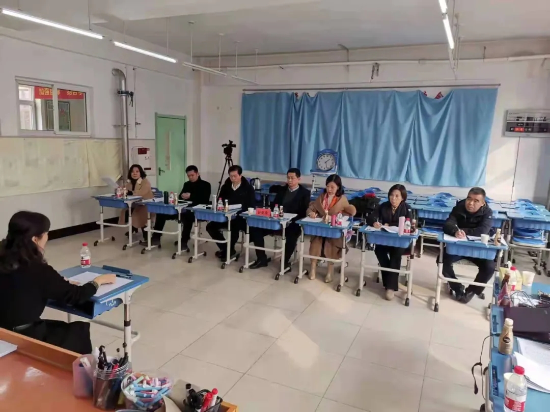 区教育局：全面启动“雁阵计划”