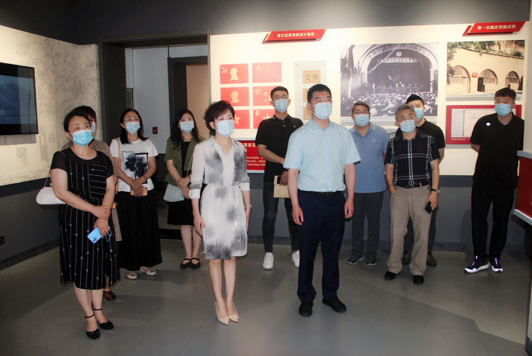 区政协开展“委员学党史”主题活动