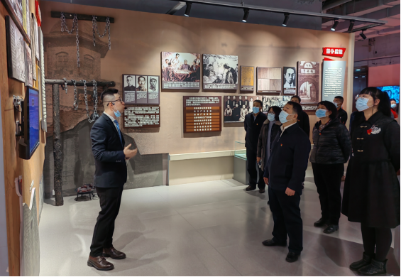 区信访局开展主题党日活动 助力信访工作新突破