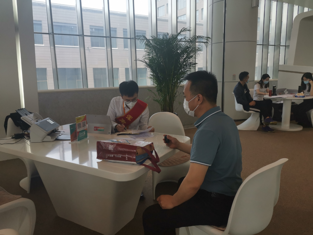 浑南区：“一次办”审批让百姓享受“无感”服务